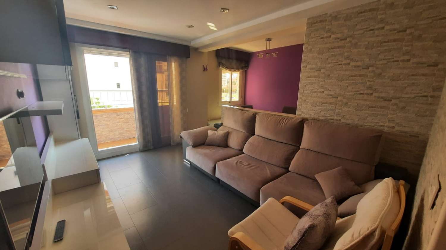 BEAUTIFUL TWO BEDROOM APARTMENT FOR LONG TERM IN MALAGA