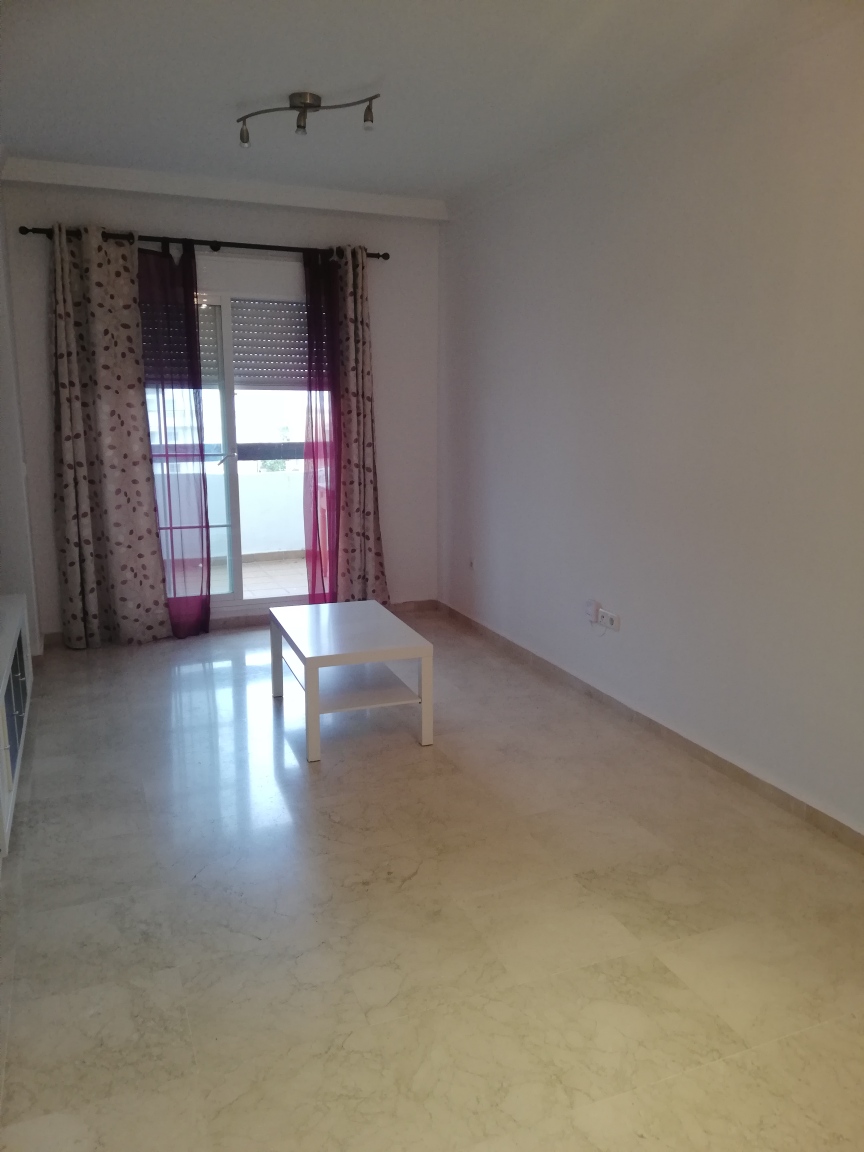 TWO BEDROOM LONG TERM APARTMENT W/ FURNITURE