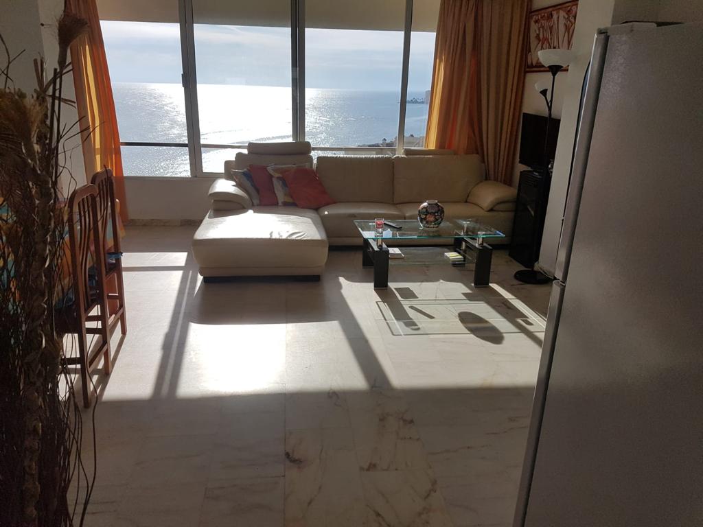 FANTASTICO APARTAMENTO 1ª LINEA DE PLAYA POR CORTAS TEMPORADAS