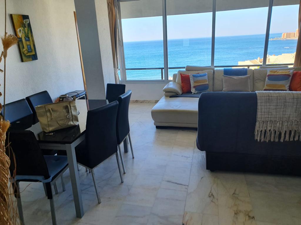 FANTASTICO APARTAMENTO 1ª LINEA DE PLAYA POR CORTAS TEMPORADAS