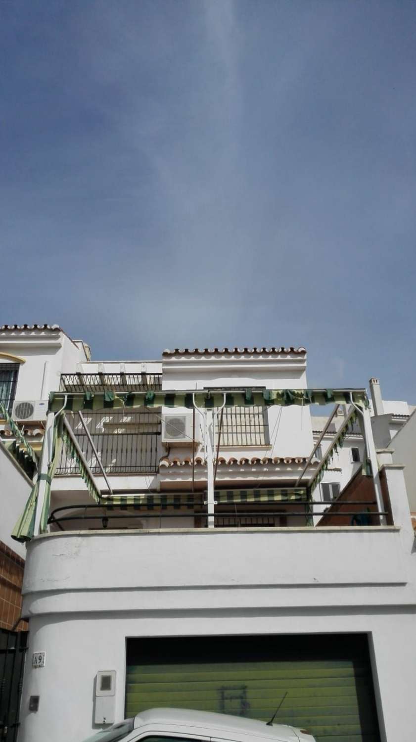 4 卧室联排别墅出租在 ARROYO DE LA MIEL