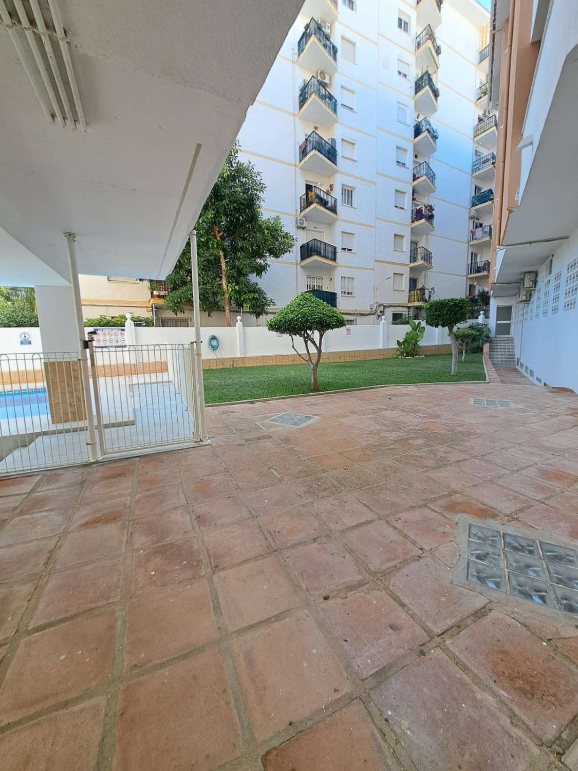 Huoneisto myynnissä Benalmádena