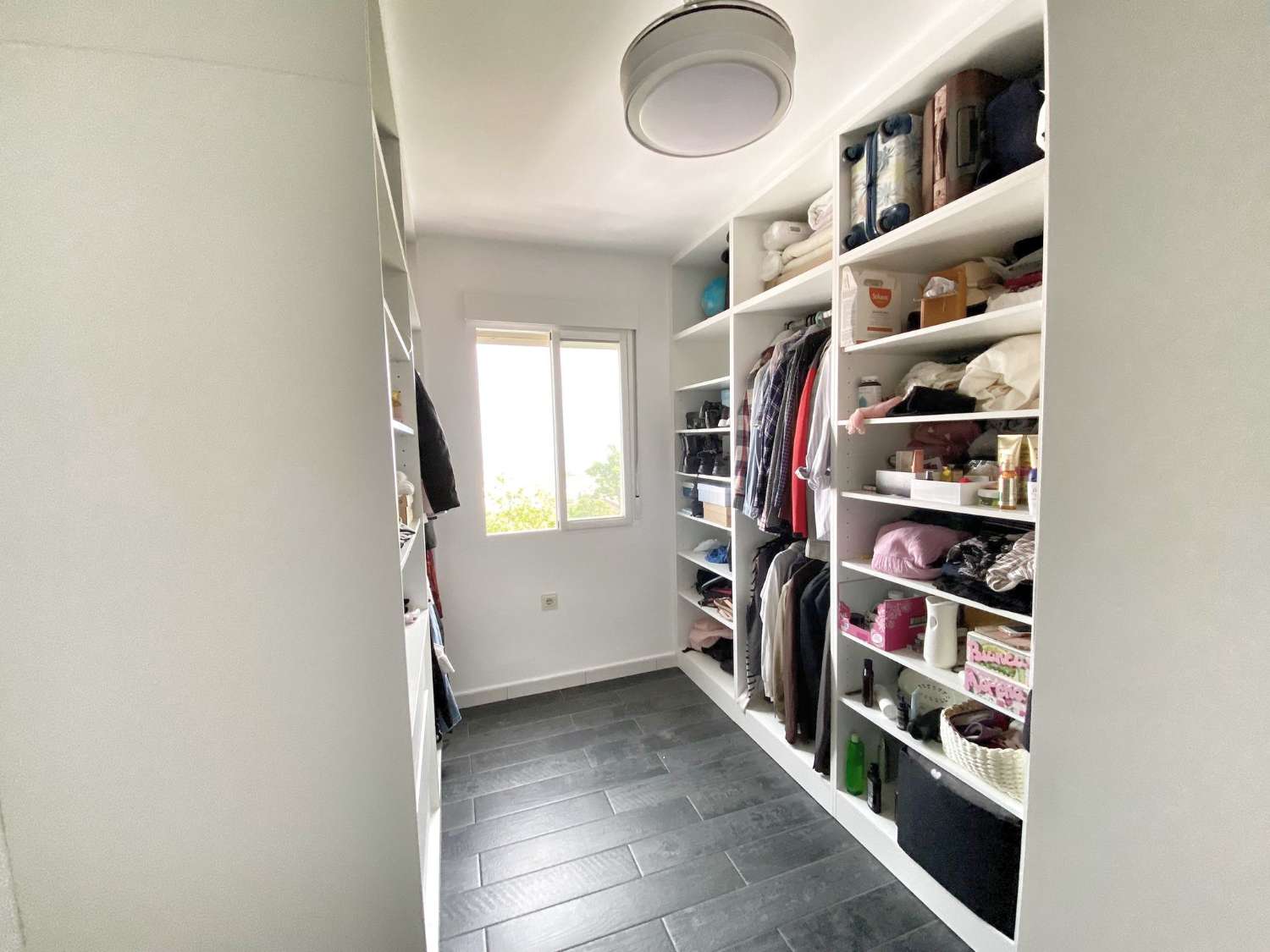 Duplex reformado con vistas al mar