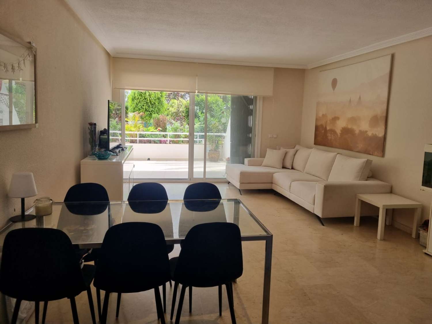 Fantastische Wohnung mit Terrasse von 30 m