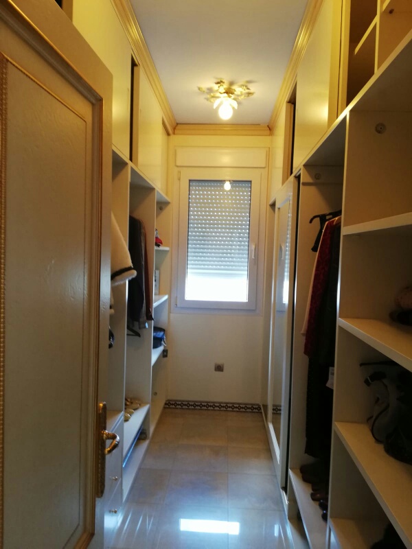 فيلا للإيجار في Benalmádena