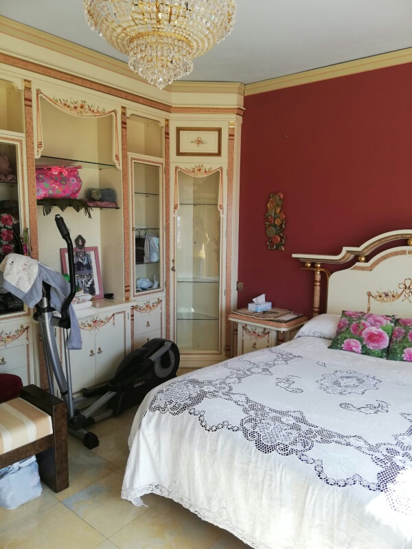 فيلا للإيجار في Benalmádena