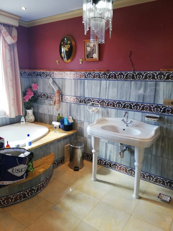 فيلا للإيجار في Benalmádena