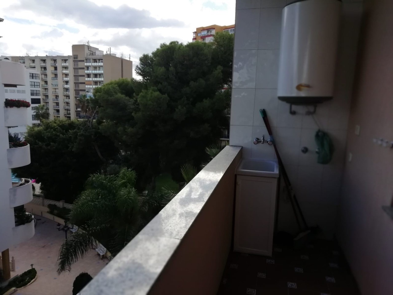 WOHNUNG VERMIETUNG 5 MINUTEN PUERTO MARINA