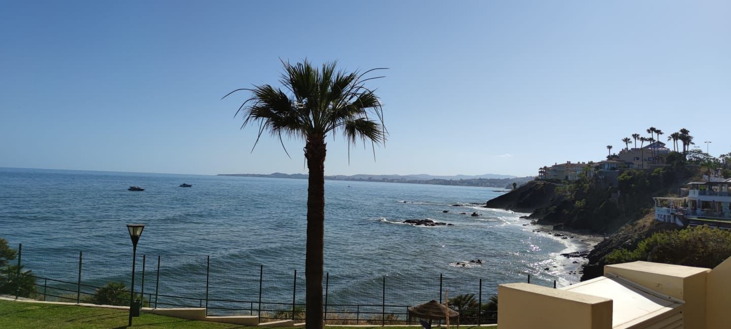 APPARTEMENT FANTASTIQUE 1ÈRE LIGNE PLAGE COURTE SAISON