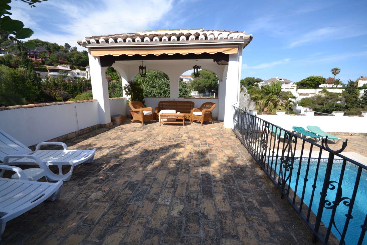 FANTASTIC ANDALUSIAN STYLE FINCA IN BENALMADENA COSTA